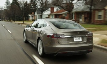 2015 Tesla Model S 70D: Around the Block