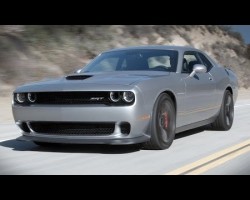 Dodge Challenger Hellcat Review (Muscle Kings Pt.1) – Everyday Driver