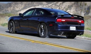 Dodge Charger SRT Sights & Sounds – Beauty, Exhaust, Fly-by