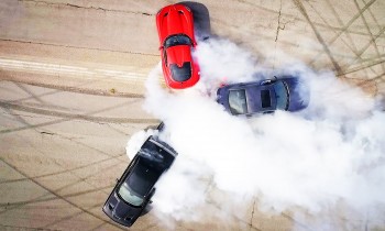 Dodge Hellcat-Viper-Hellcat Thrash Battle! – Roadkill Ep. 38