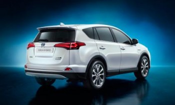 Updated Toyota RAV4 debuts with 4WD hybrid option