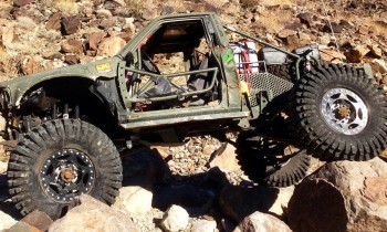 Clampy the Rock Crawling 1986 Toyota Pickup! – Dirt Every Day Ep. 22
