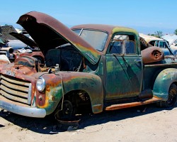 Junkyard Rescue! Saving a 1950 GMC Truck – Roadkill Ep. 31