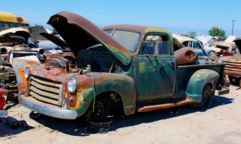 Junkyard Rescue! Saving a 1950 GMC Truck – Roadkill Ep. 31