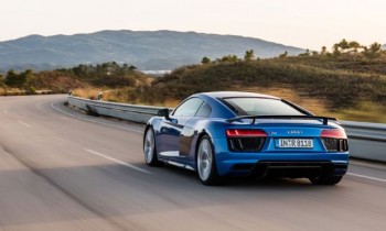 2017 Audi R8 V10 Plus Review
