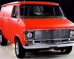 1974 Chevy Van: Body Repair and Quick Paint! – Hot Rod Garage Ep. 19