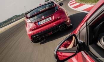 Watch the Honda Civic Type R Battle a Honda CBR1000RR Superbike