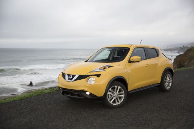 2015 Nissan Juke Front Three Quarters 05