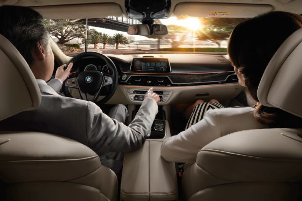 2016 BMW 750Li XDrive Backseat View