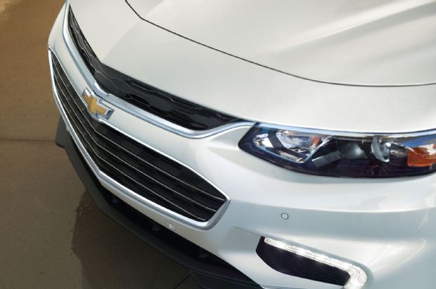 2016 Chevrolet Malibu Grille