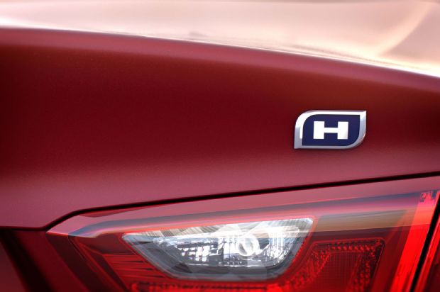 2016 Chevrolet Malibu Hybrid Trunk Badge