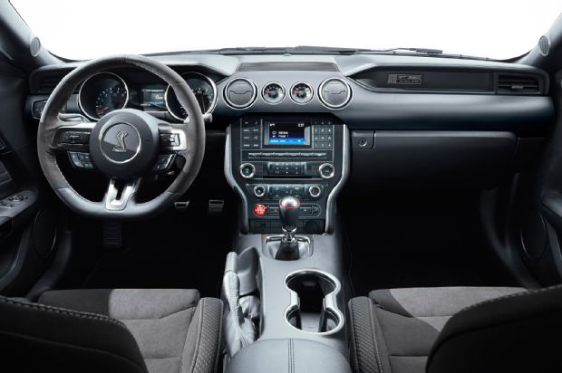 2016 Ford Shelby GT350 Mustang Interior