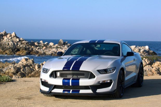 2016 Ford Shelby GT350 Mustang With Rocks And Ocean