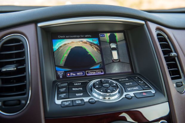 2016 Infiniti QX50 Camera Parking Assistance