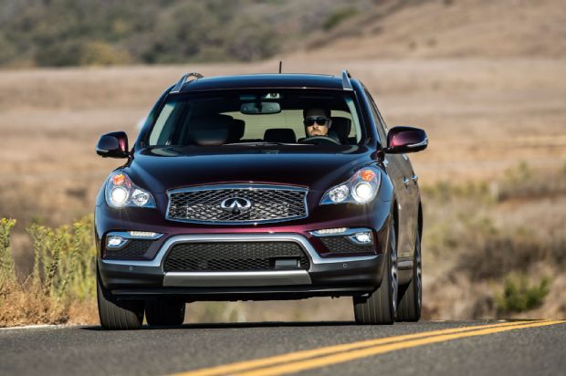 2016 Infiniti QX50 Front View In Motion
