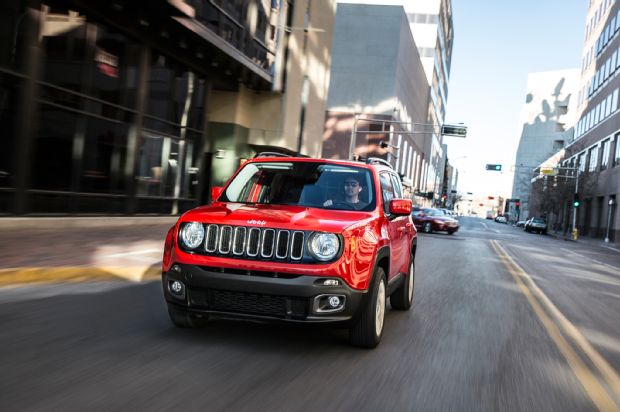 2016 Jeep Renegade Latitude Front Three Quarter In Motion
