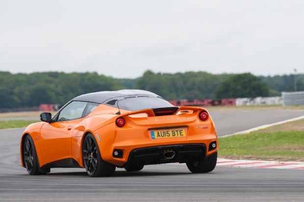 2016 Lotus Evora 400 Rear Three Quarter Motion 2