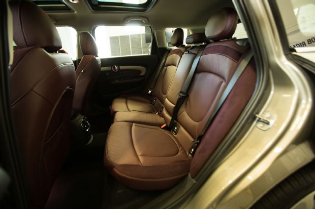 2016 Mini Clubman 18