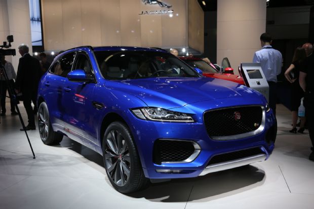 2017 Jaguar F Pace Front Three Quarter
