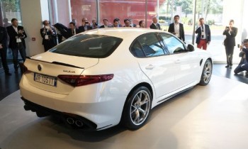 Alfa Romeo Giulia Quadrifoglio Hustles Around the ‘Ring in 7:39