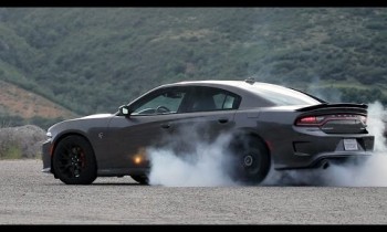 Dodge Charger SRT Hellcat Review – Everyday Driver