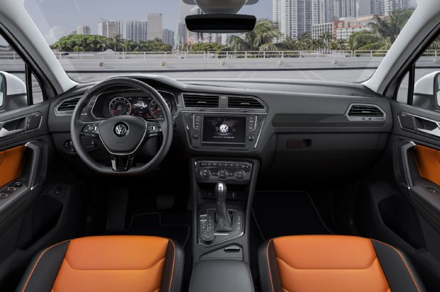 Euro Market Volkswagen Tiguan R Line Front Interior 03