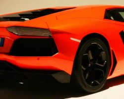 Lamborghini LP700-4 Aventador – First Glimpse