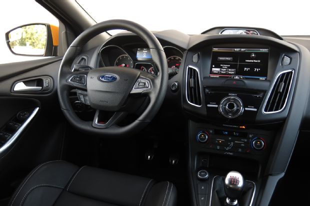 2015 Ford Focus ST Interior
