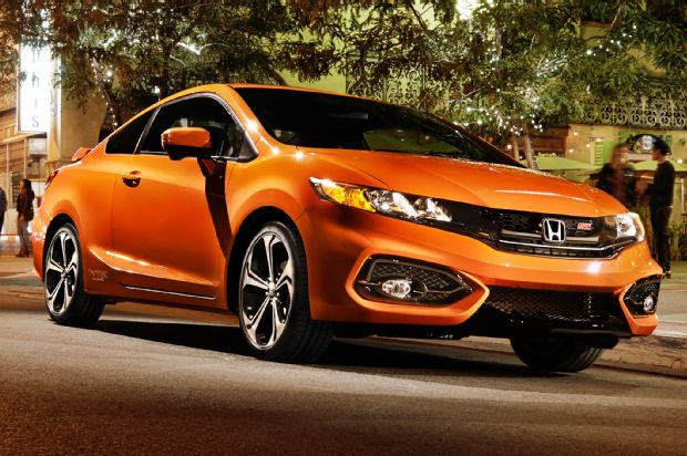 2015 Honda Civic Si Coupe On Street