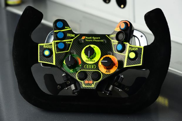 2016 Audi R8 LMS Steering
