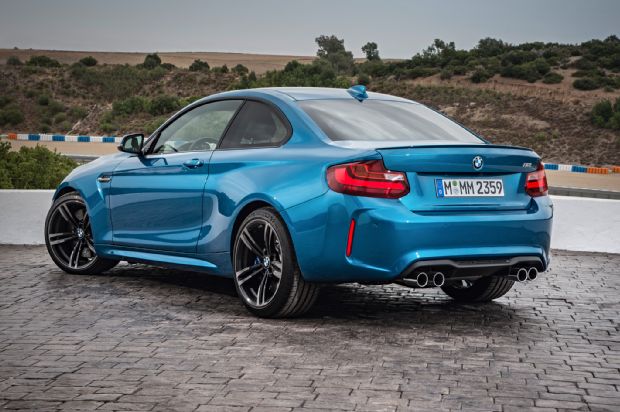 2016 BMW M2 Coupe Rear Three Quarter 03