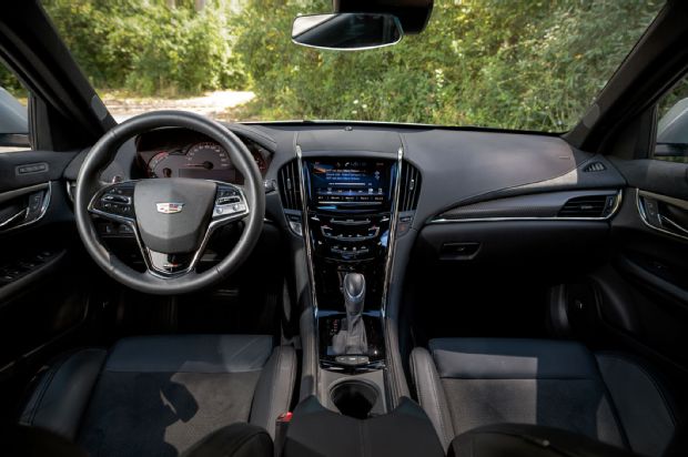 2016 Cadillac ATS V Cabin 02