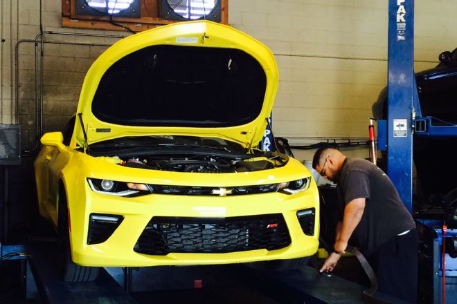 2016 Chevrolet Camaro SS On Dyno Front Three Quarter