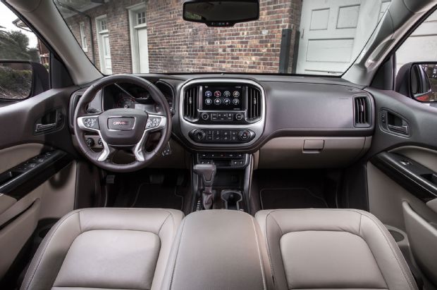 2016 GMC Canyon SLE Cabin