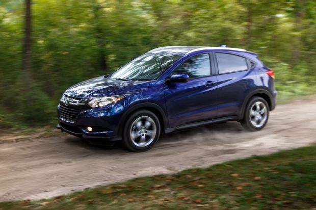 2016 Honda HR V AWD EX L Front Three Quarter In Motion