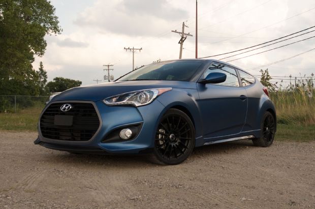 2016 Hyundai Veloster Turbo Rally Edition Front Three Quarter 02
