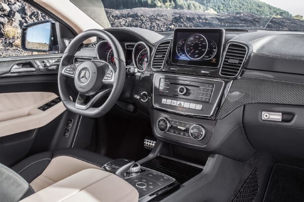 2016 Mercedes Benz GLE 450 AMG 4Matic Coupe Interior 02