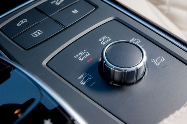 2016 Mercedes Benz GLE450 AMG 4Matic Coupe Center Console Detail 02