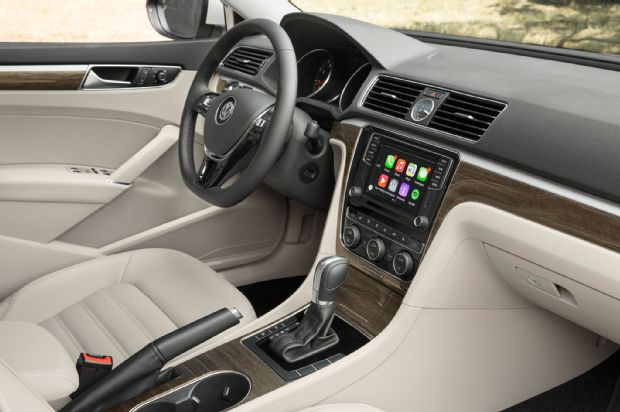 2016 Volkswagen Passat Cabin