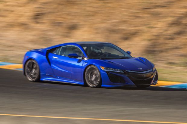 2017 Acura NSX Front Three Quarter Motion6