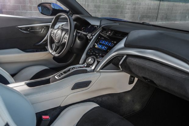 2017 Acura NSX Interior3