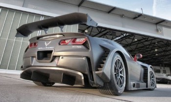 Callaway Corvette C7 GT3-R Debuts Ahead of 2016 Racing Season