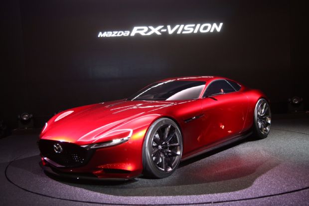 Mazda RX Vision Live Shots Front Three Quarter 2