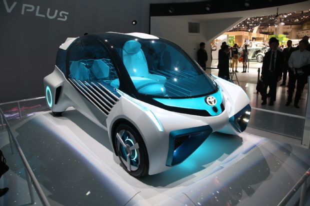 Toyota FCV Plus Live Front Three Quarter