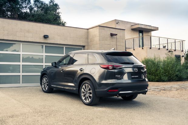 2016 Mazda CX 9 Rear Three Quarter 03