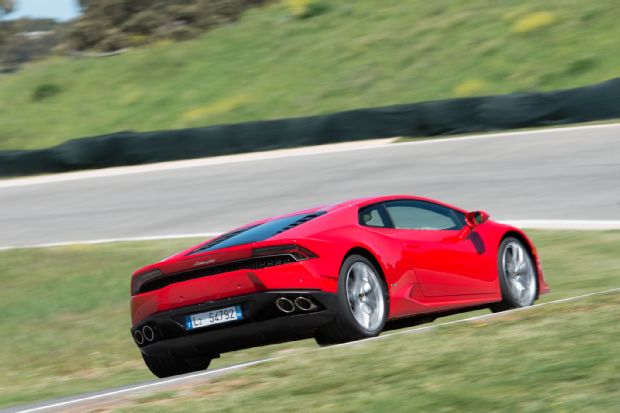 2015 Lamborghini Huracan LP 610 4 Track Red Rear Three Quarters