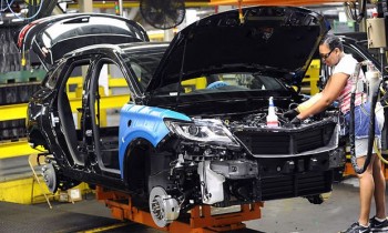 Ford-UAW Contract Hints at Revived Ranger, Bronco for the U.S.