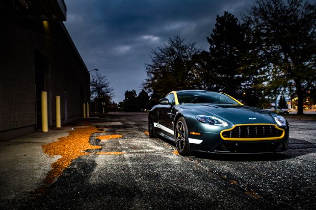 2016 Aston Martin Vantage GT Front End