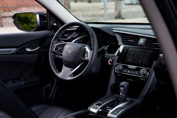2016 Honda Civic Cabin 03