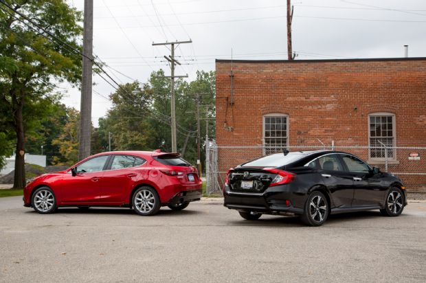 2016 Honda Civic Vs 2015 Mazda3 5 Door 03